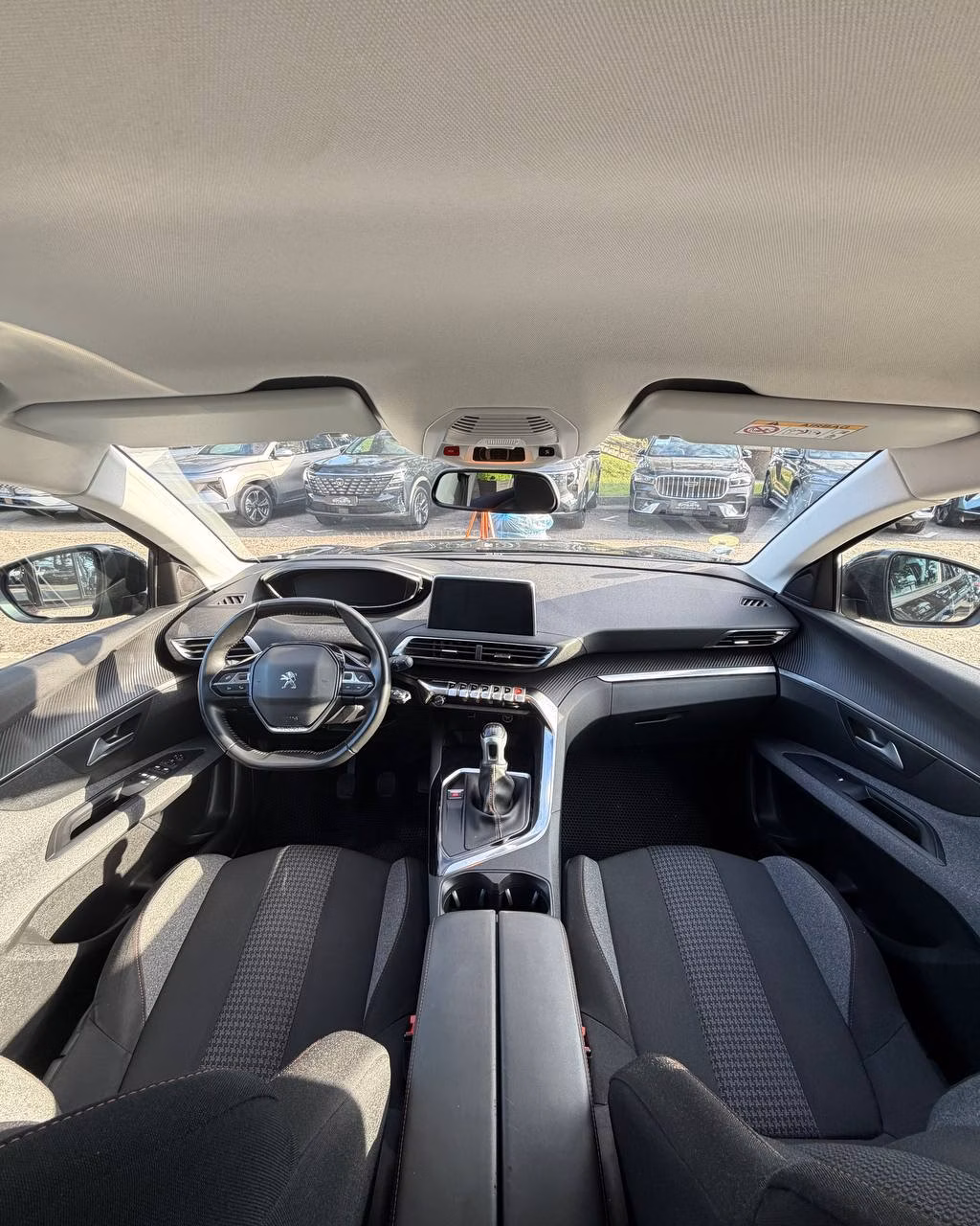 Peugeot 3008 фото 9