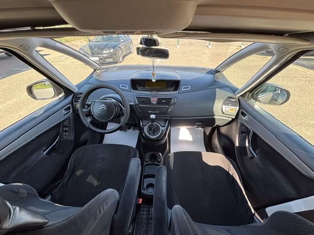 Citroen C4 Grand Picasso фото 9