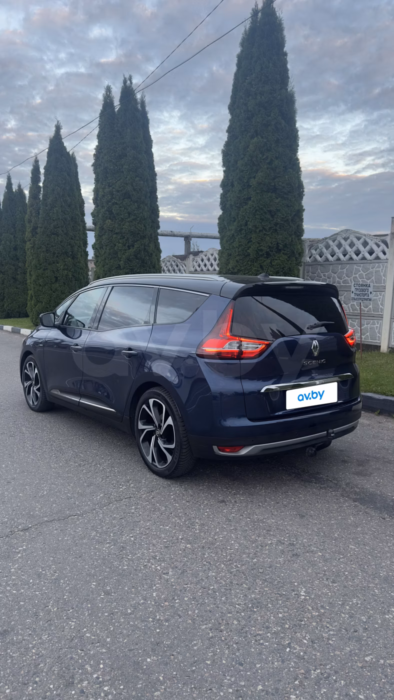 Renault Grand Scenic фото 8