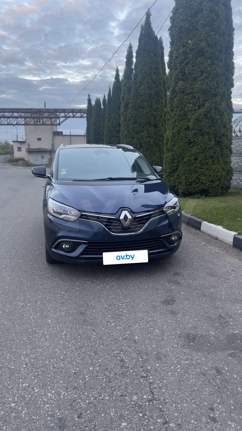 Renault Grand Scenic фото 5