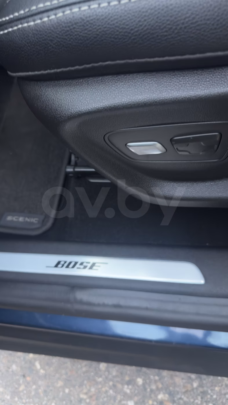 Renault Grand Scenic фото 17