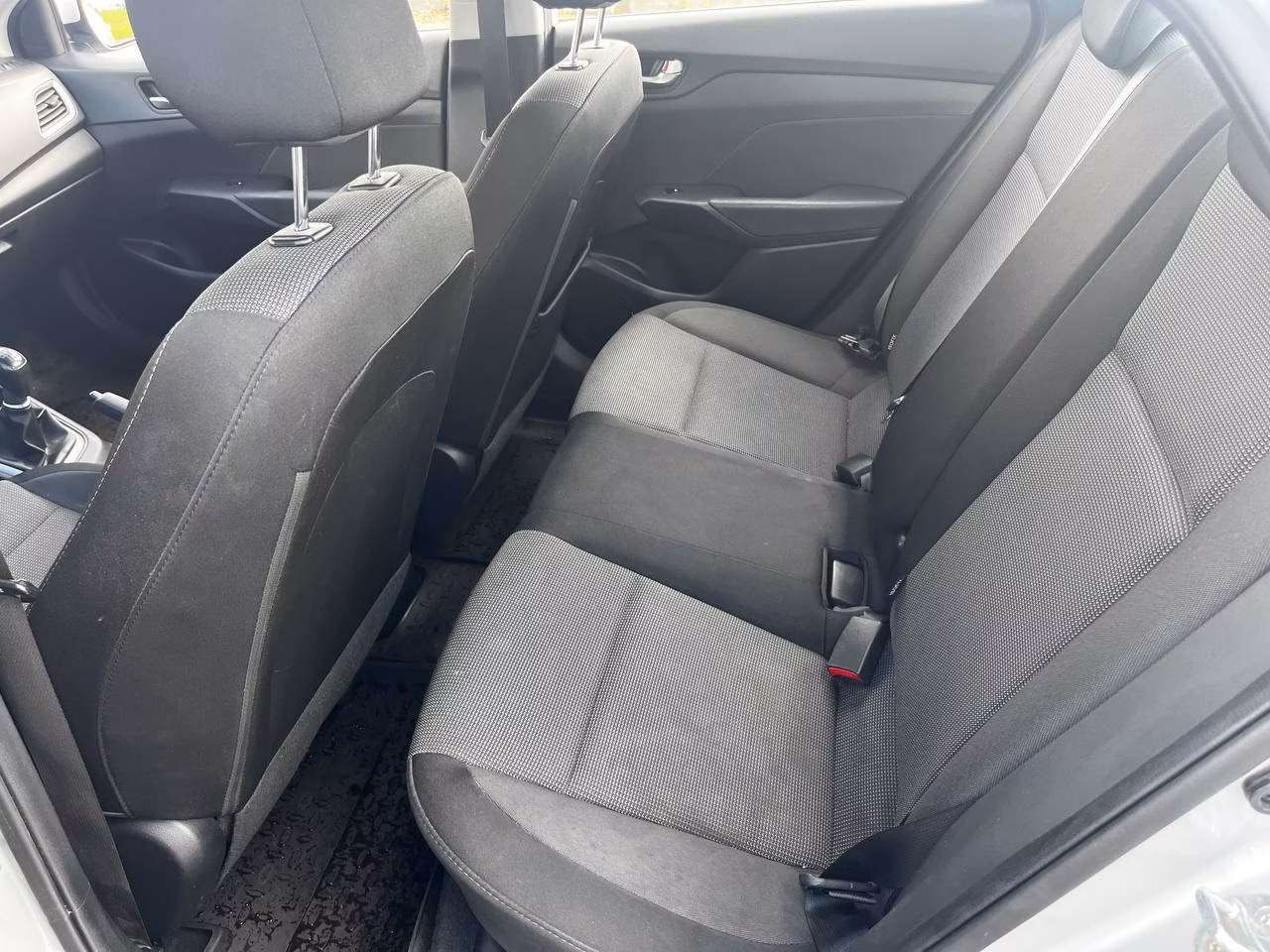 Hyundai Accent фото 23