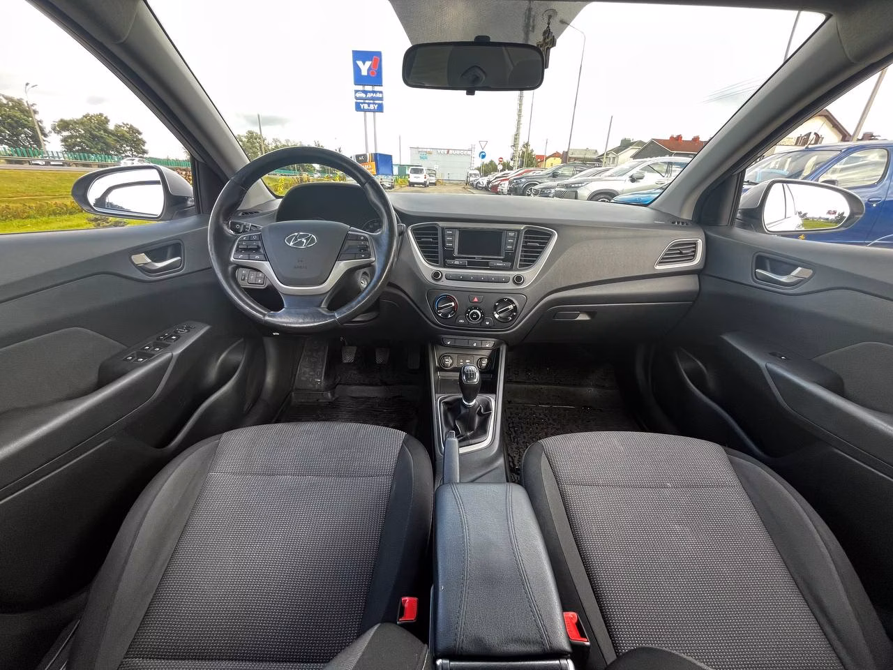 Hyundai Accent фото 21