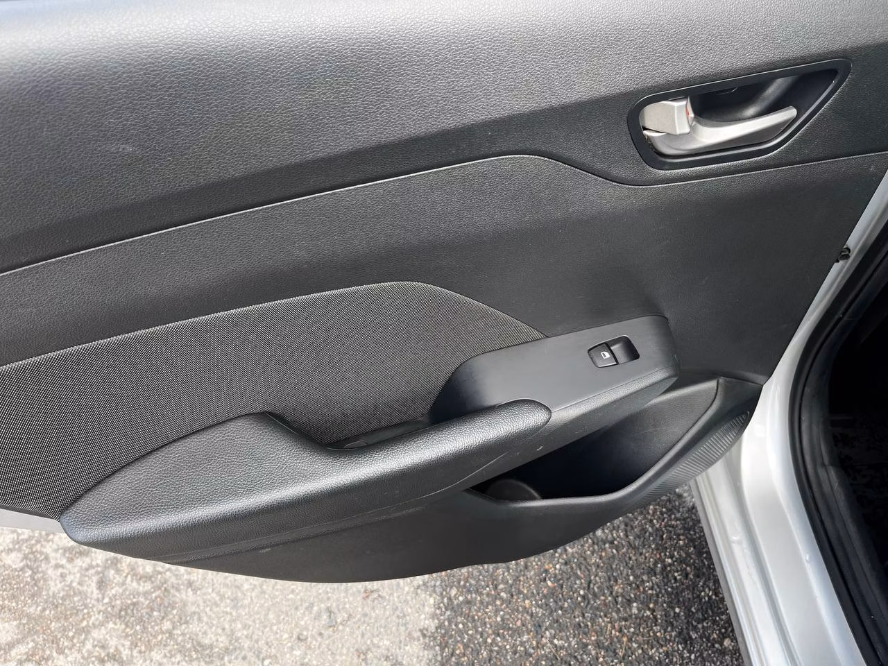 Hyundai Accent фото 22