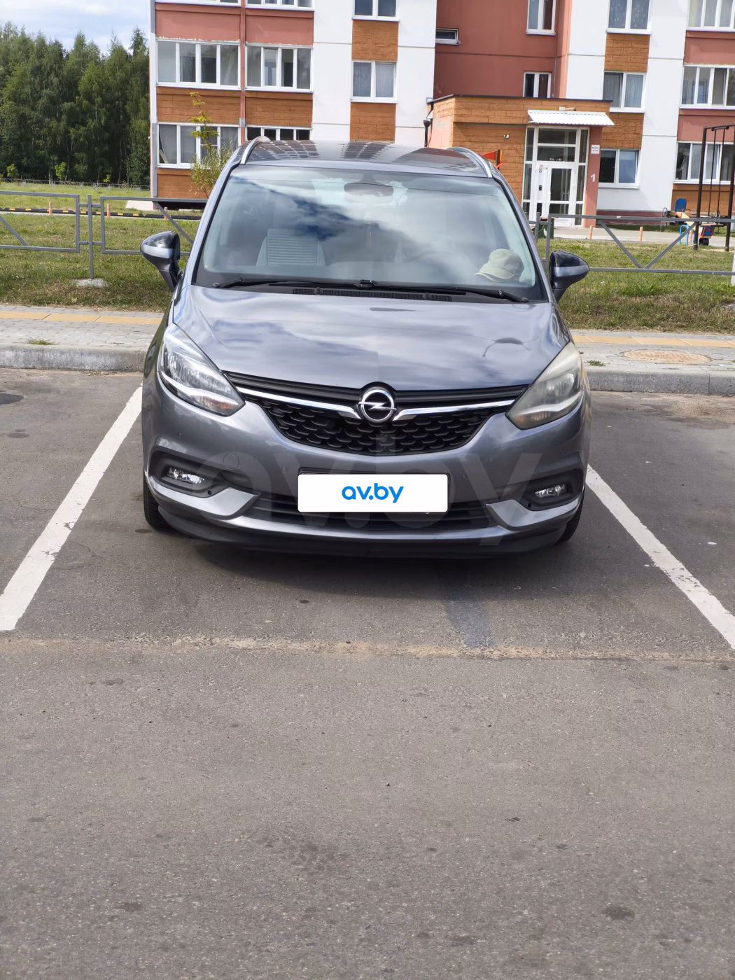 Opel Zafira фото 18