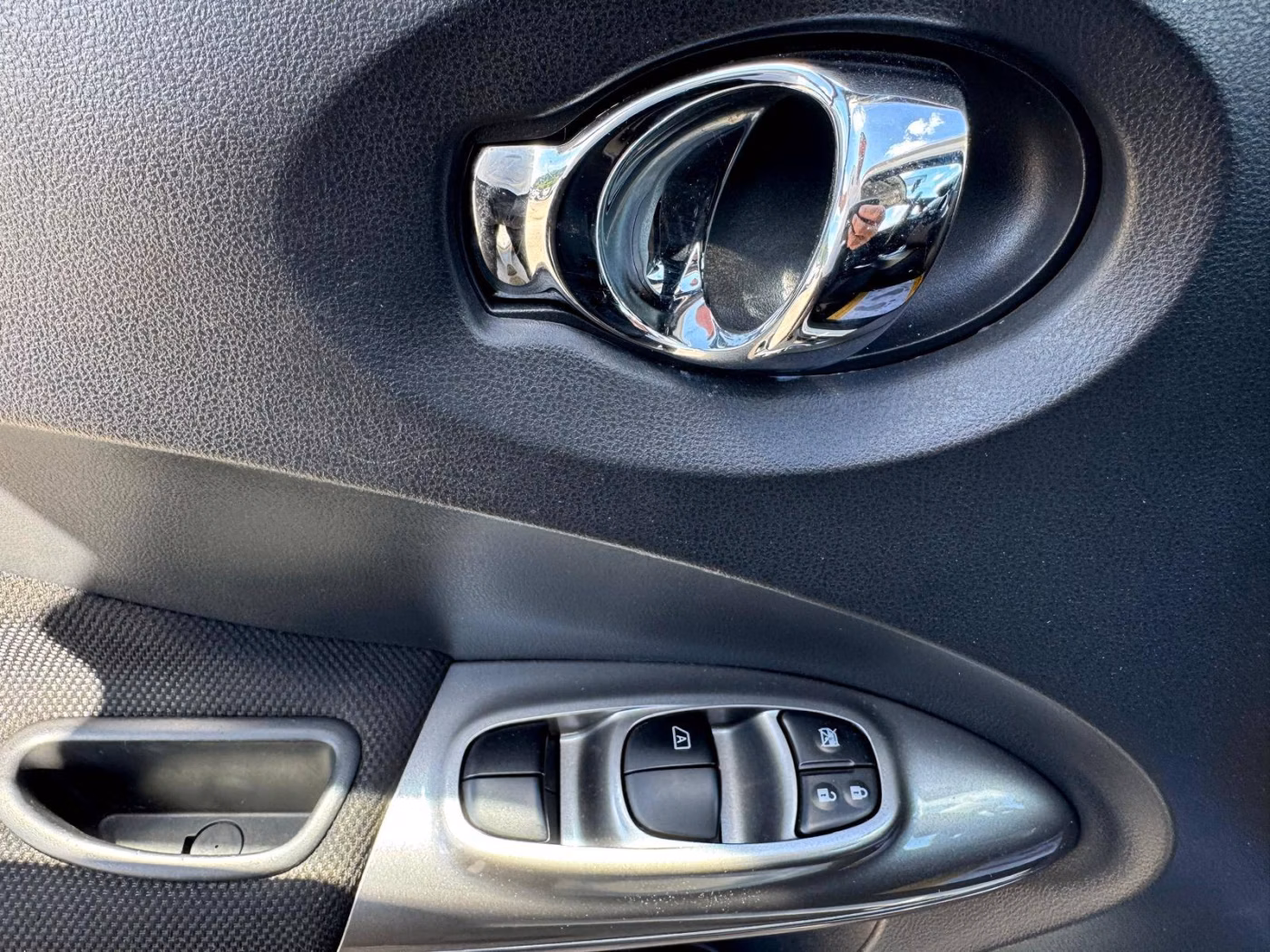 Nissan Juke фото 12
