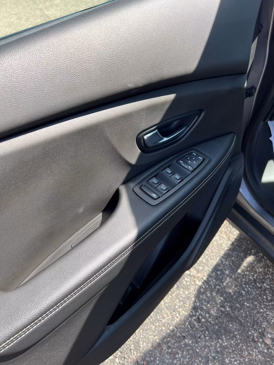 Renault Scenic фото 10