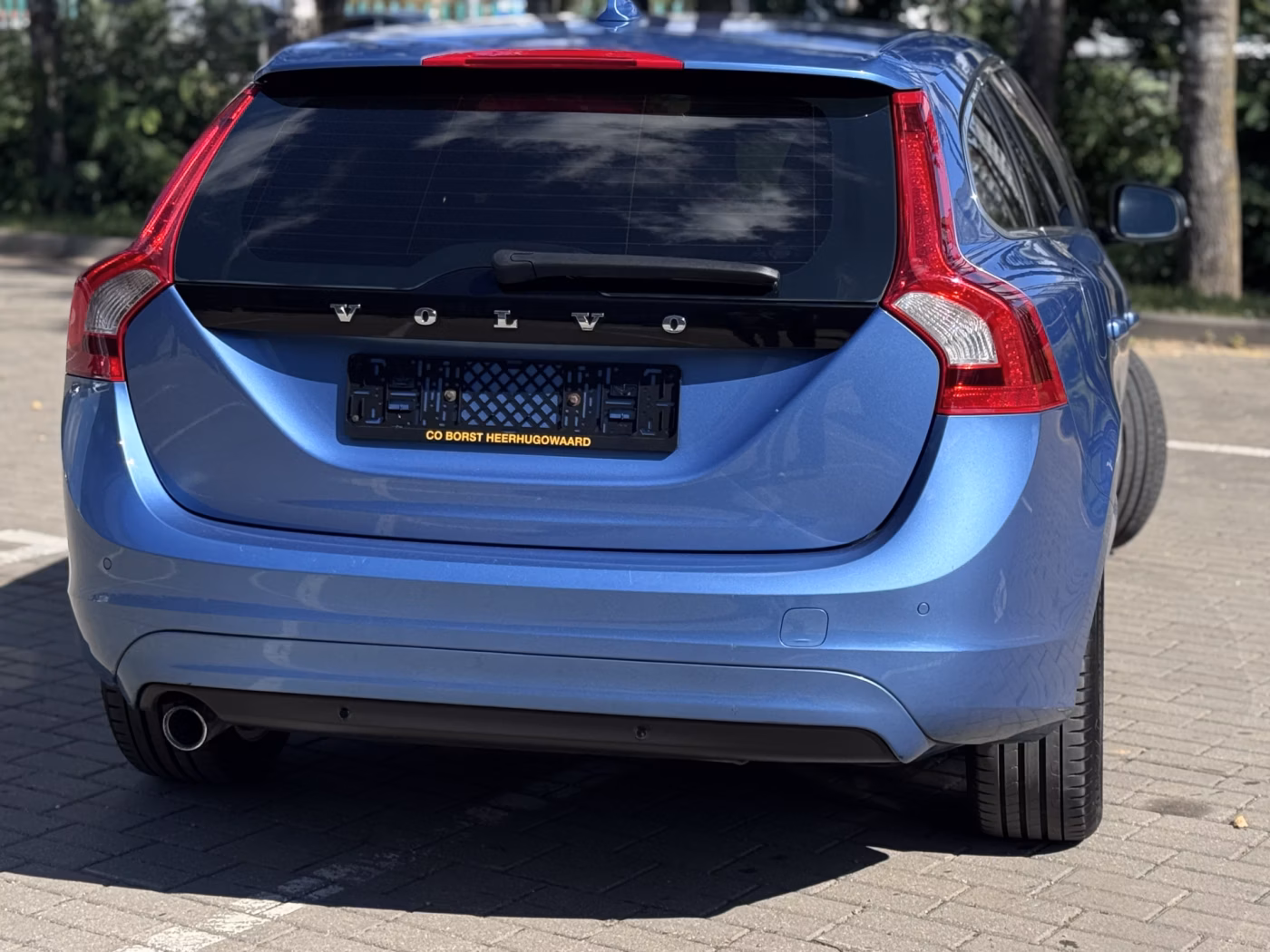 Volvo V60 фото 5