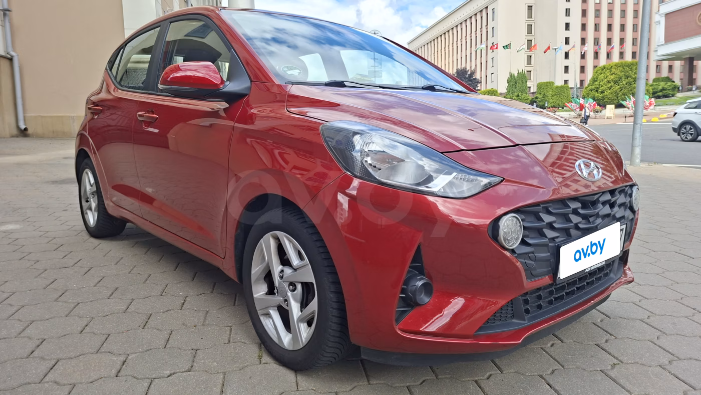 Hyundai i10 фото 2