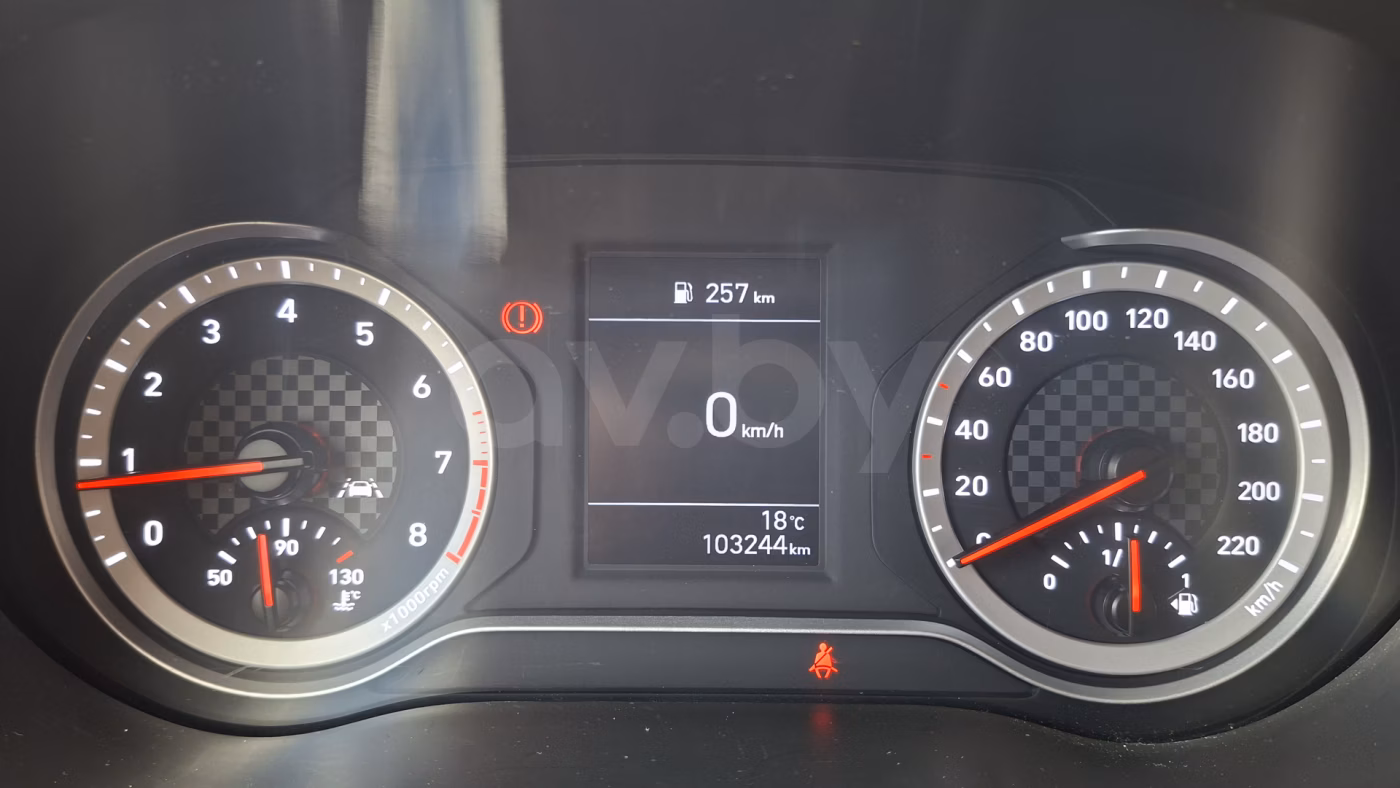 Hyundai i10 фото 18