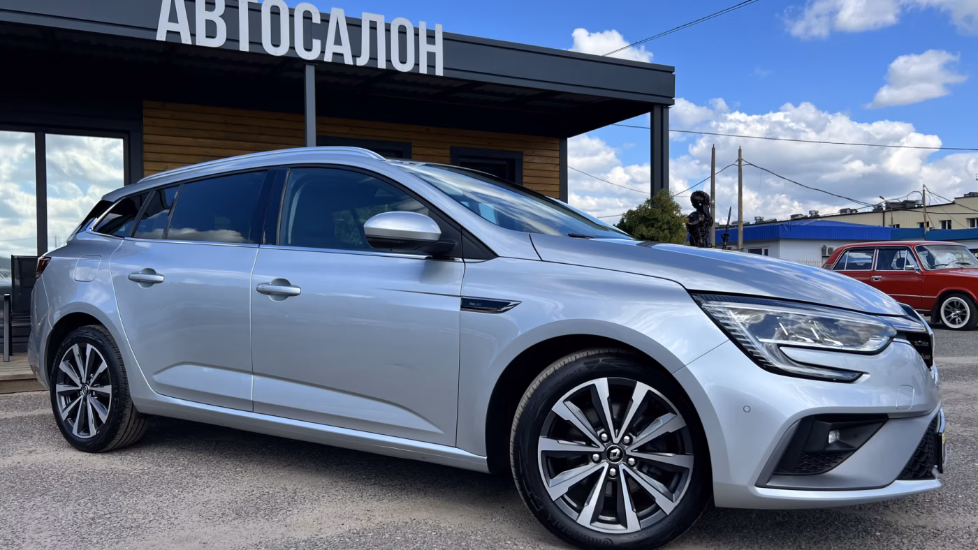 Renault Megane фото 2