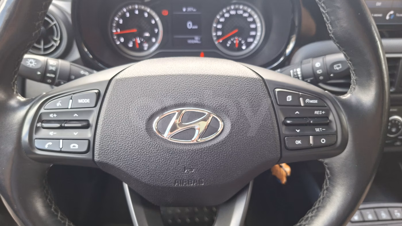 Hyundai i10 фото 17