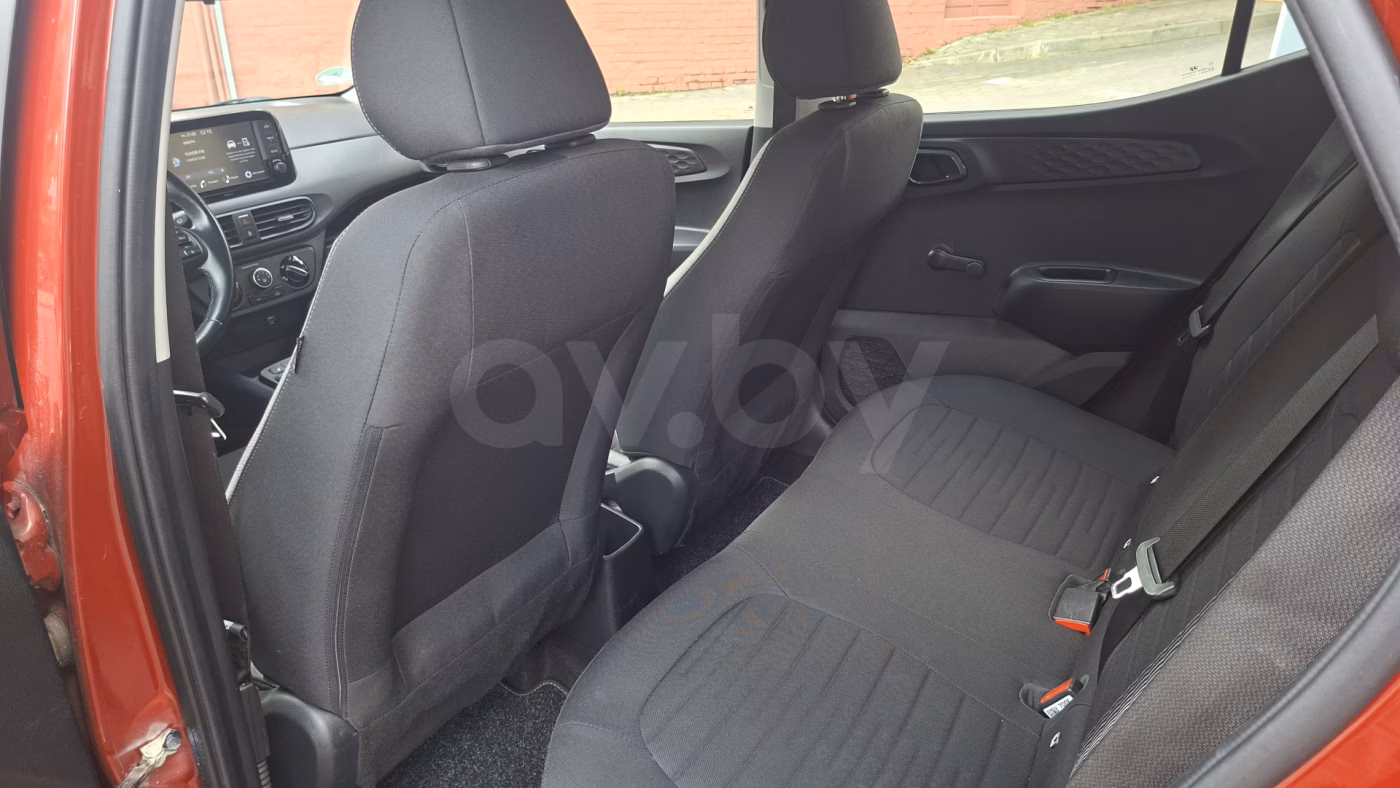 Hyundai i10 фото 24