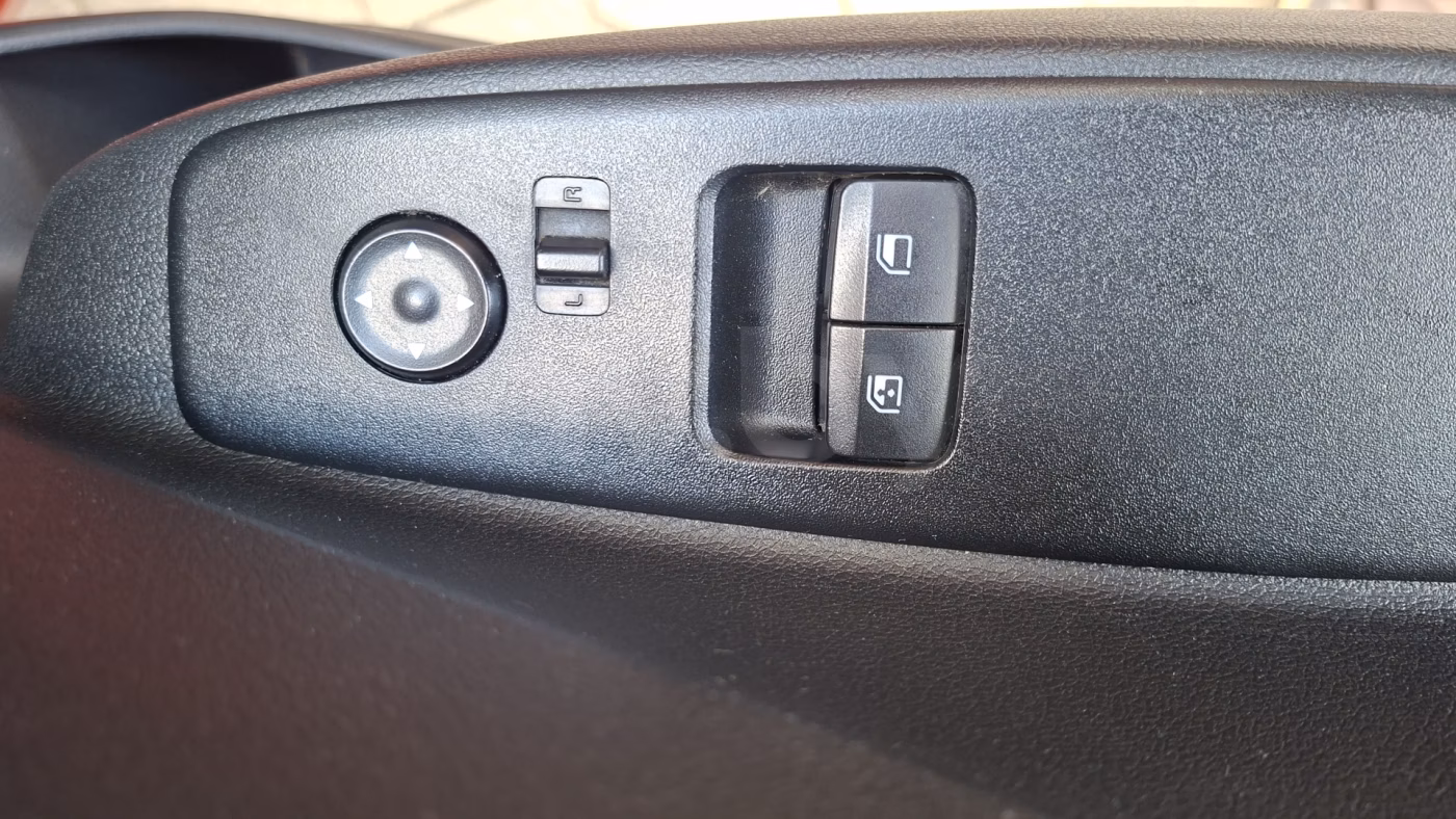 Hyundai i10 фото 22