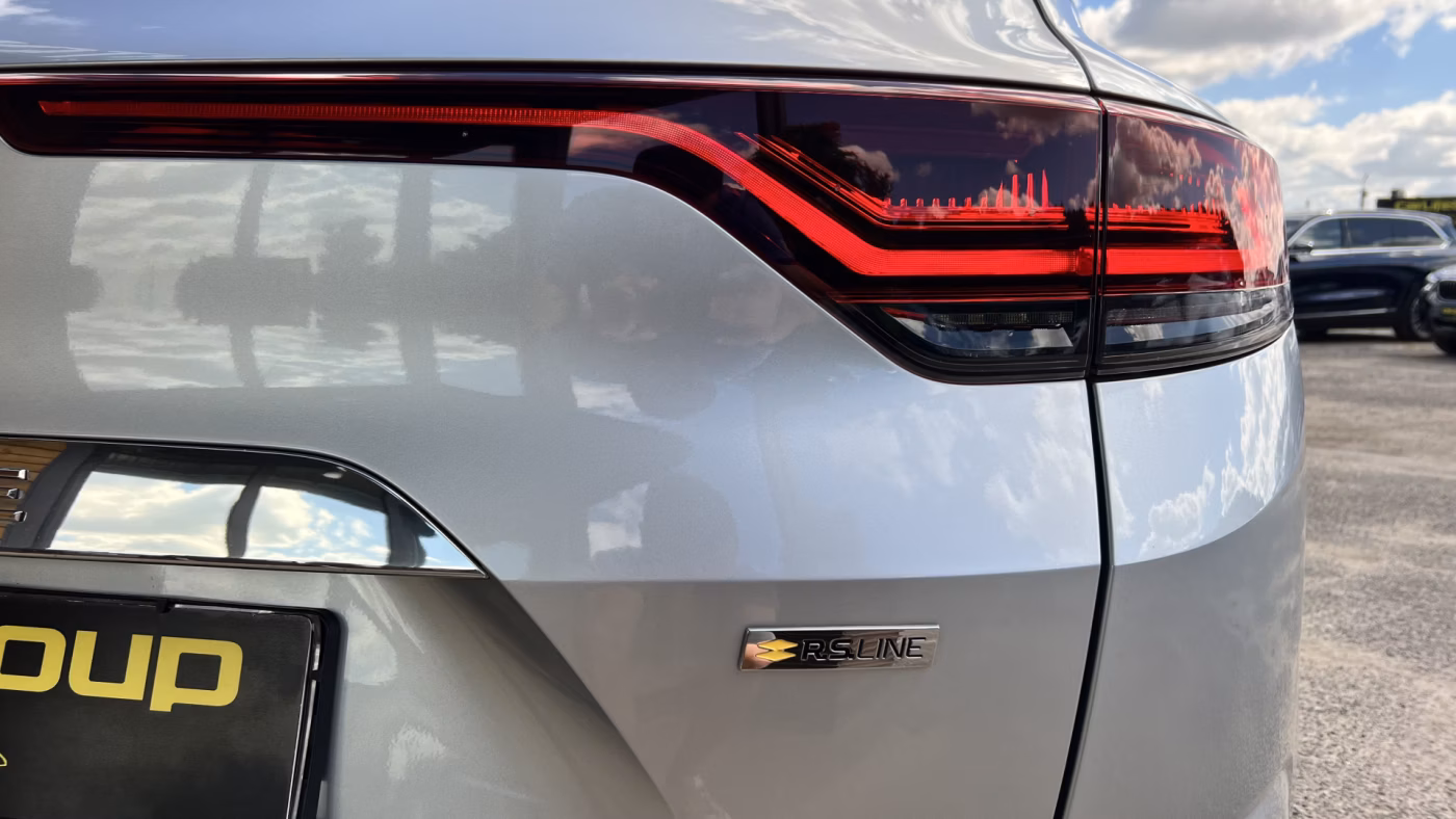 Renault Megane фото 11