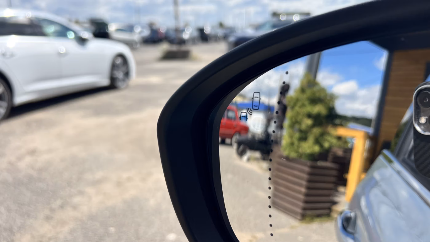Renault Megane фото 18