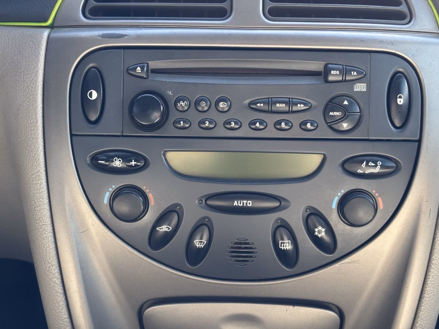 Citroen C5 фото 15