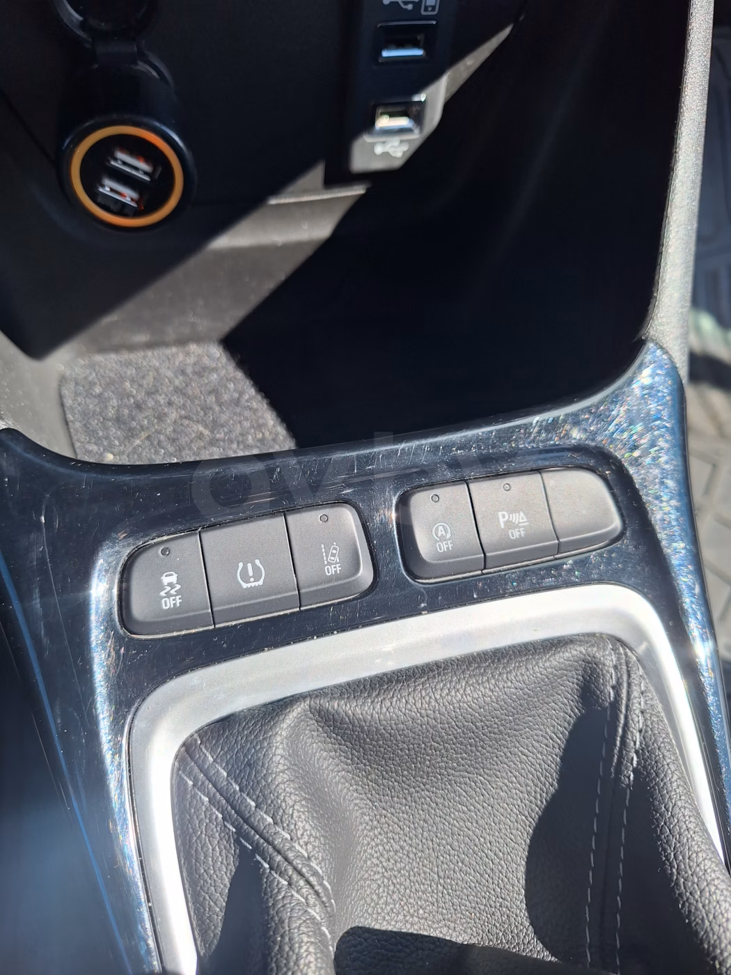 Opel Crossland X фото 15