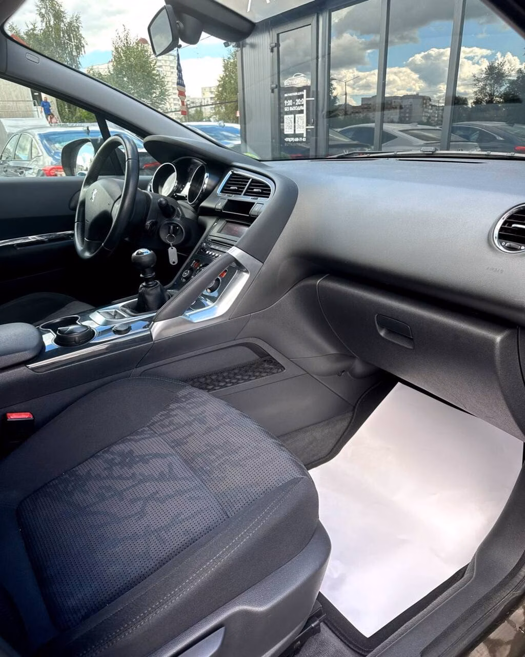 Peugeot 3008 фото 10
