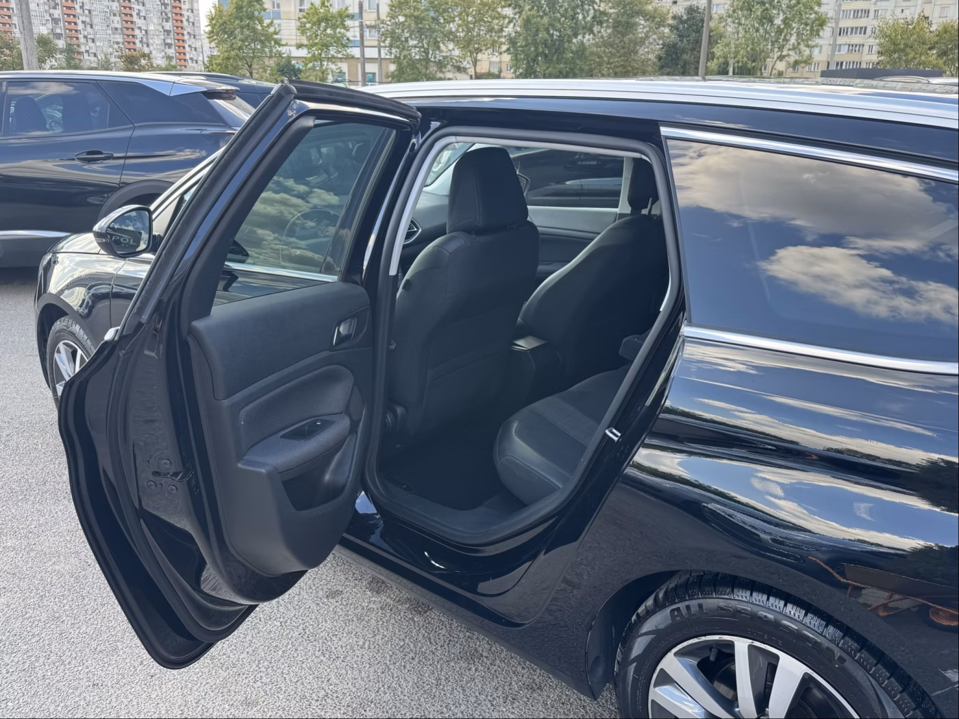 Peugeot 308 фото 11