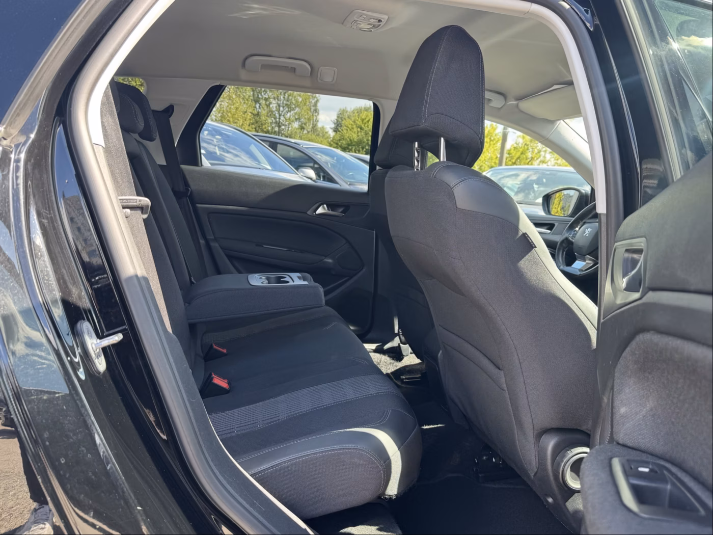 Peugeot 308 фото 16