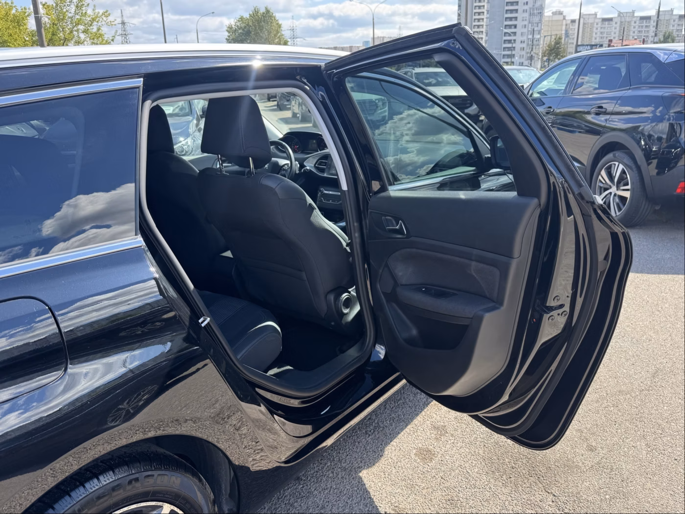 Peugeot 308 фото 15