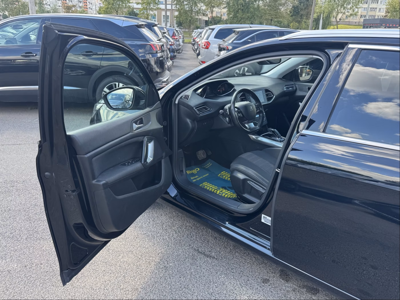Peugeot 308 фото 9