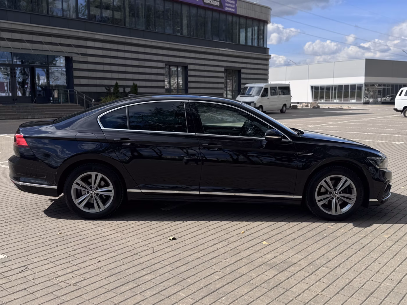 Volkswagen Passat фото 9