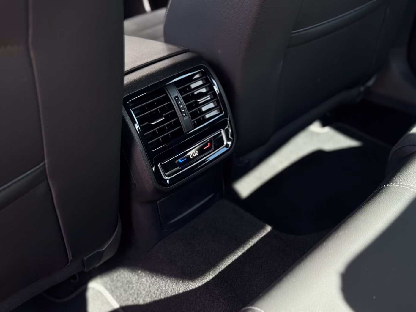 Volkswagen Passat фото 21