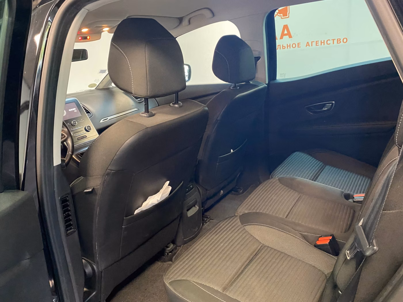 Renault Scenic фото 6