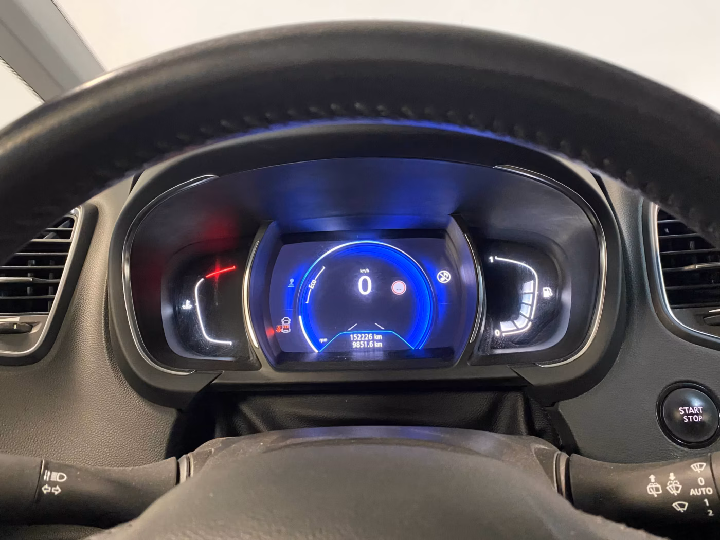 Renault Scenic фото 8