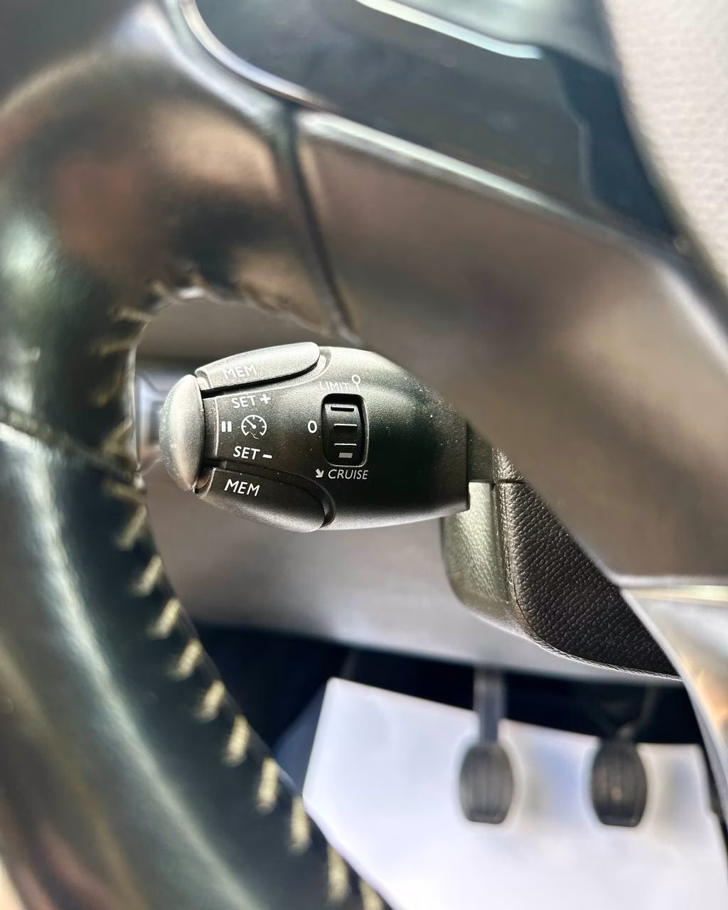 Peugeot 308 фото 13