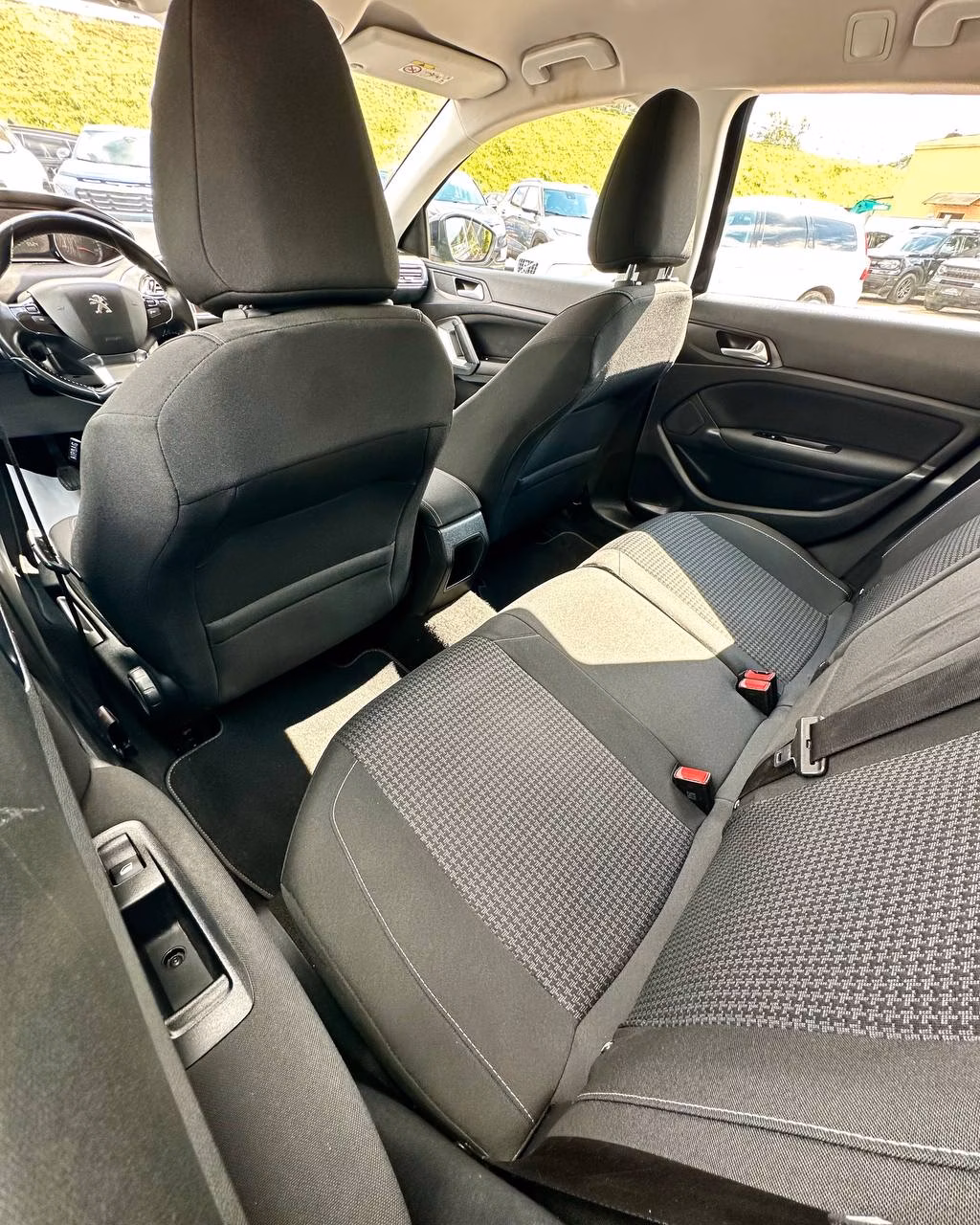 Peugeot 308 фото 19