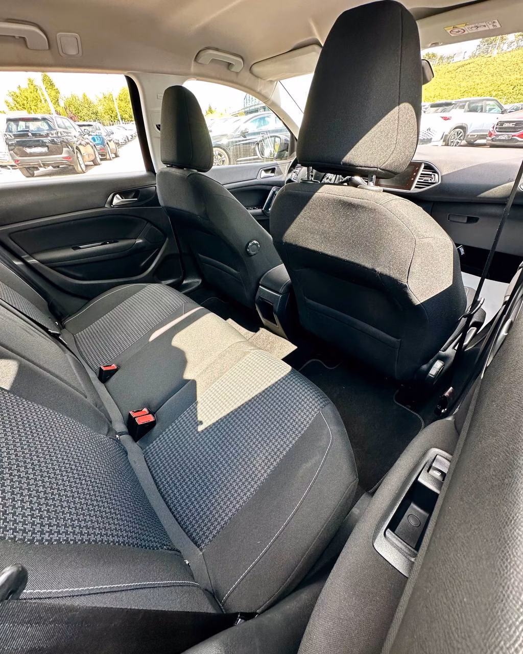 Peugeot 308 фото 20