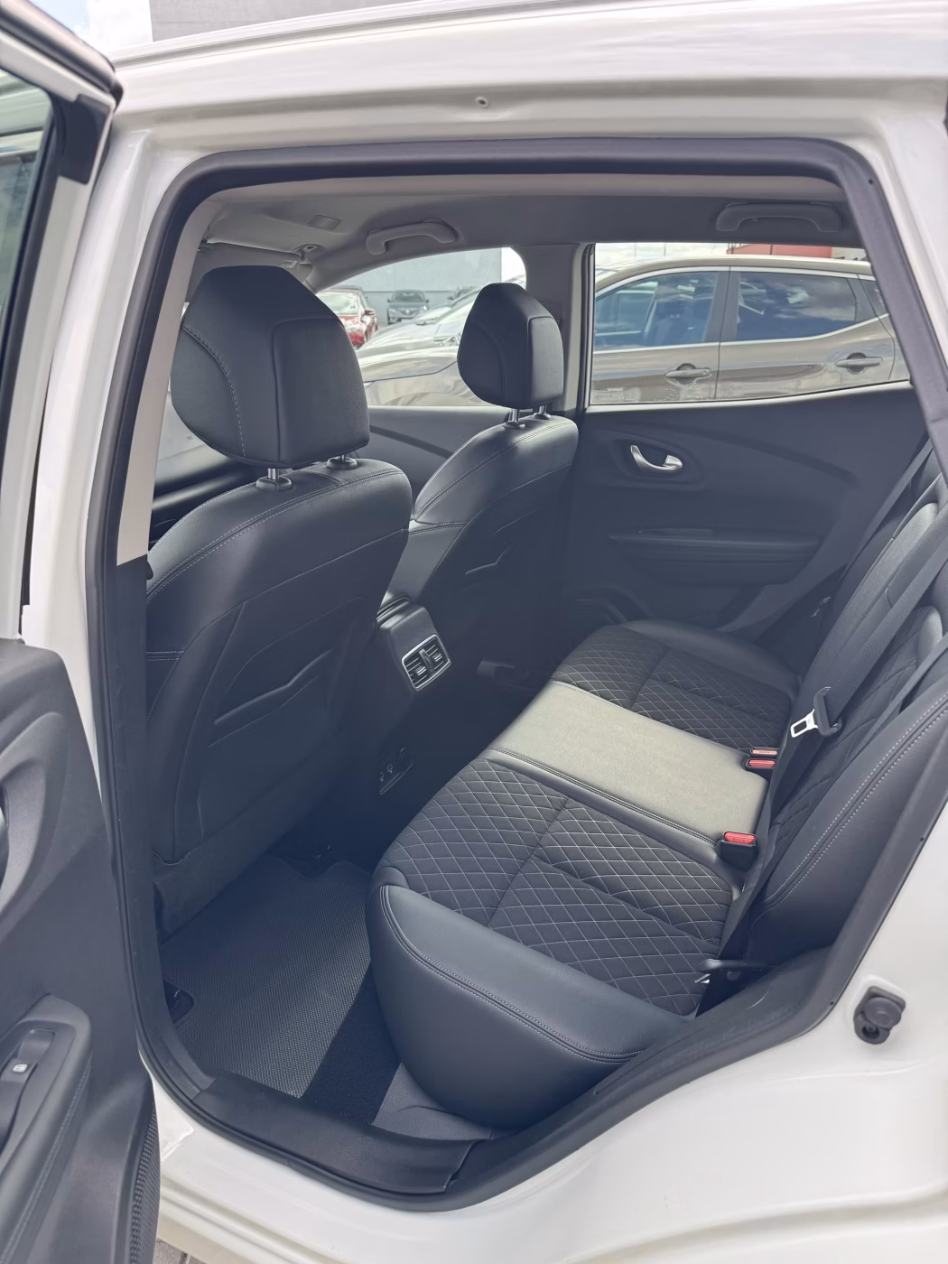 Renault Kadjar фото 14