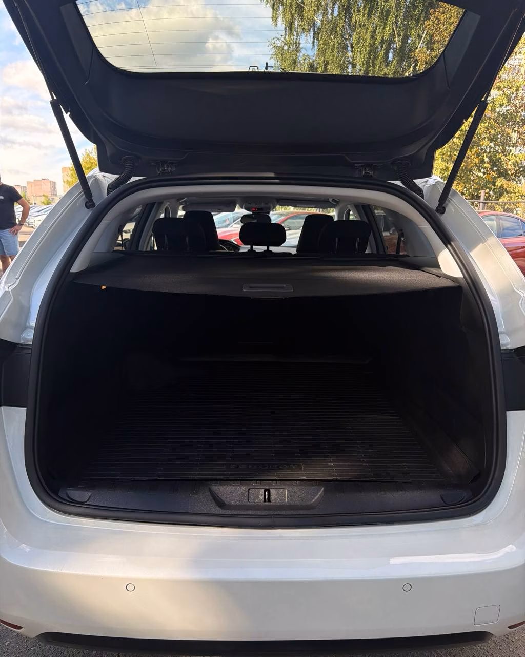 Peugeot 308 фото 15