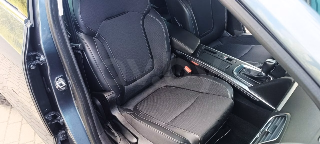 Renault Megane фото 9