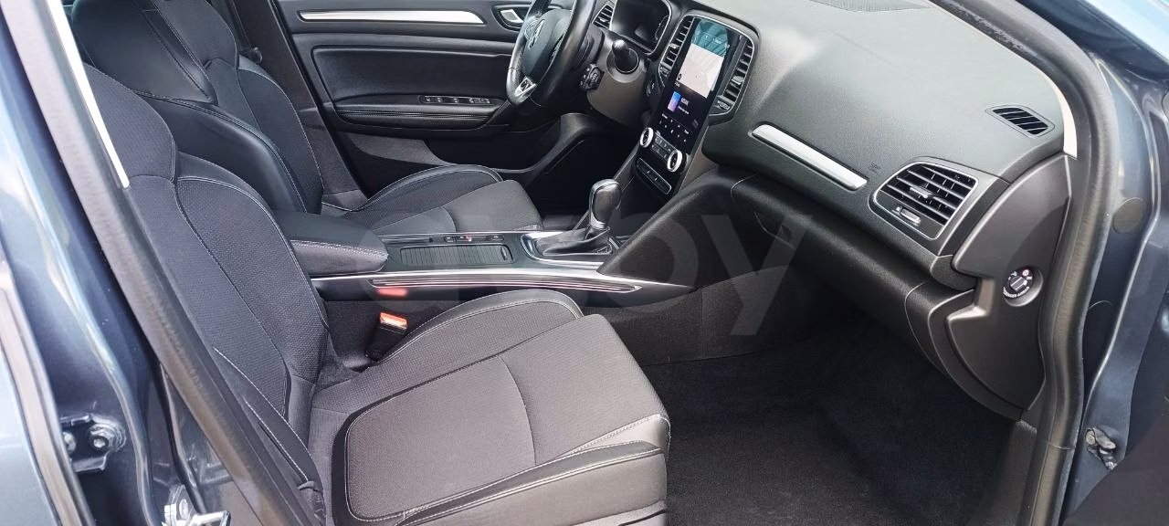 Renault Megane фото 11