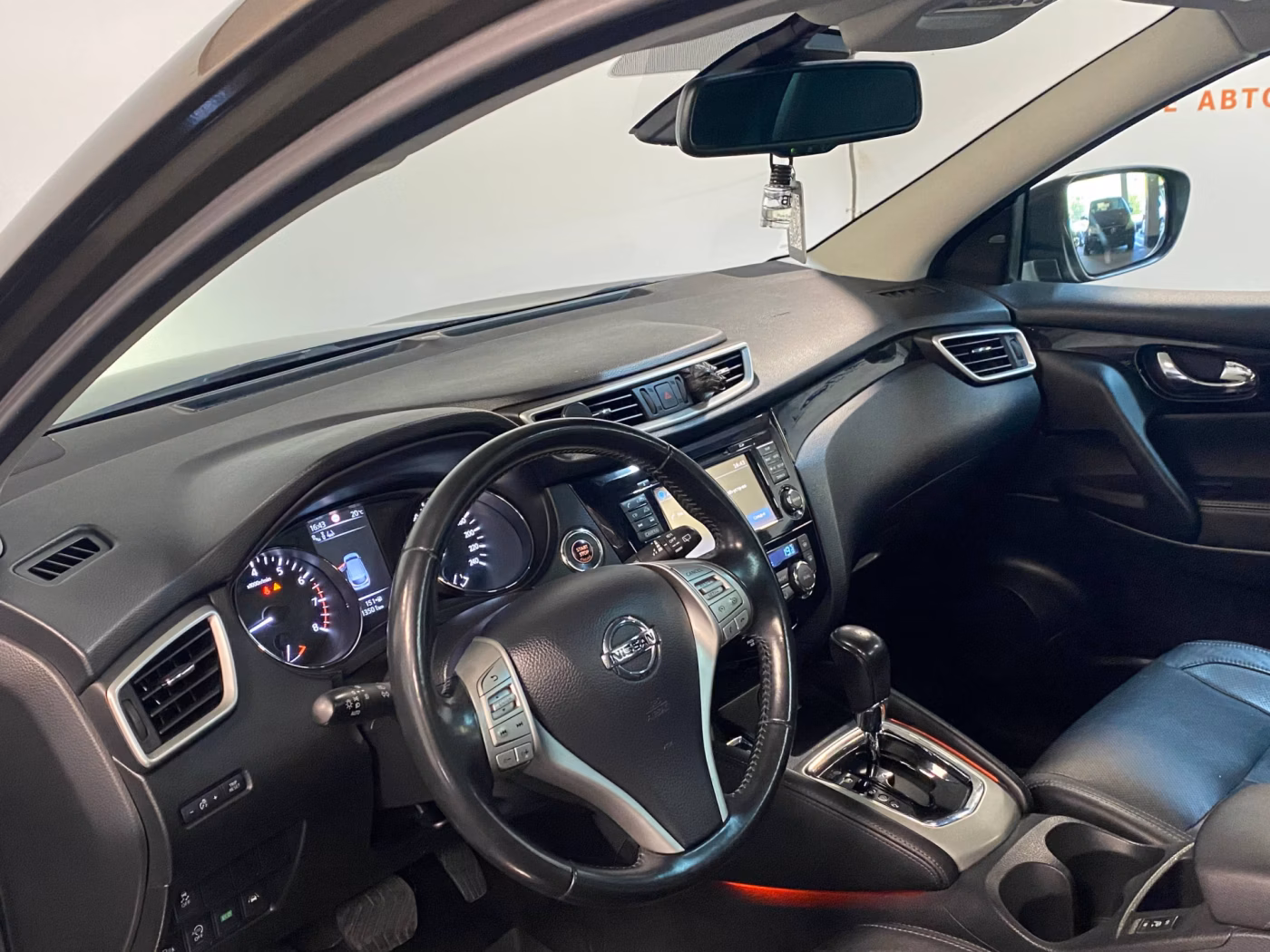 Nissan Qashqai фото 9
