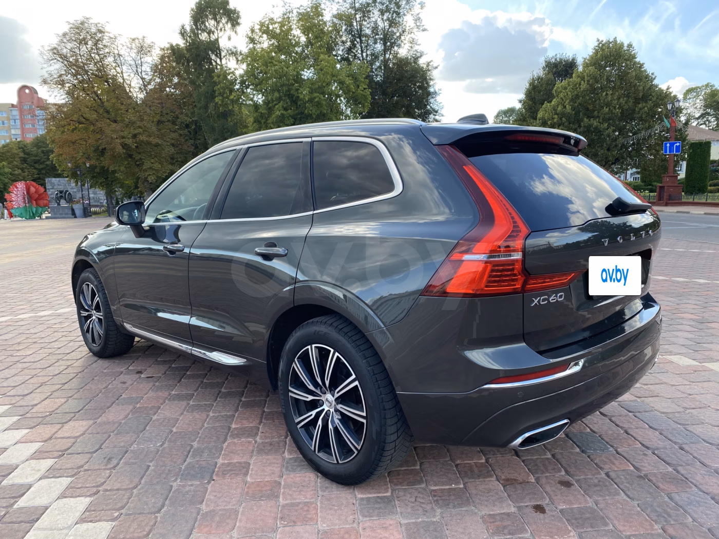 Volvo XC60 фото 7