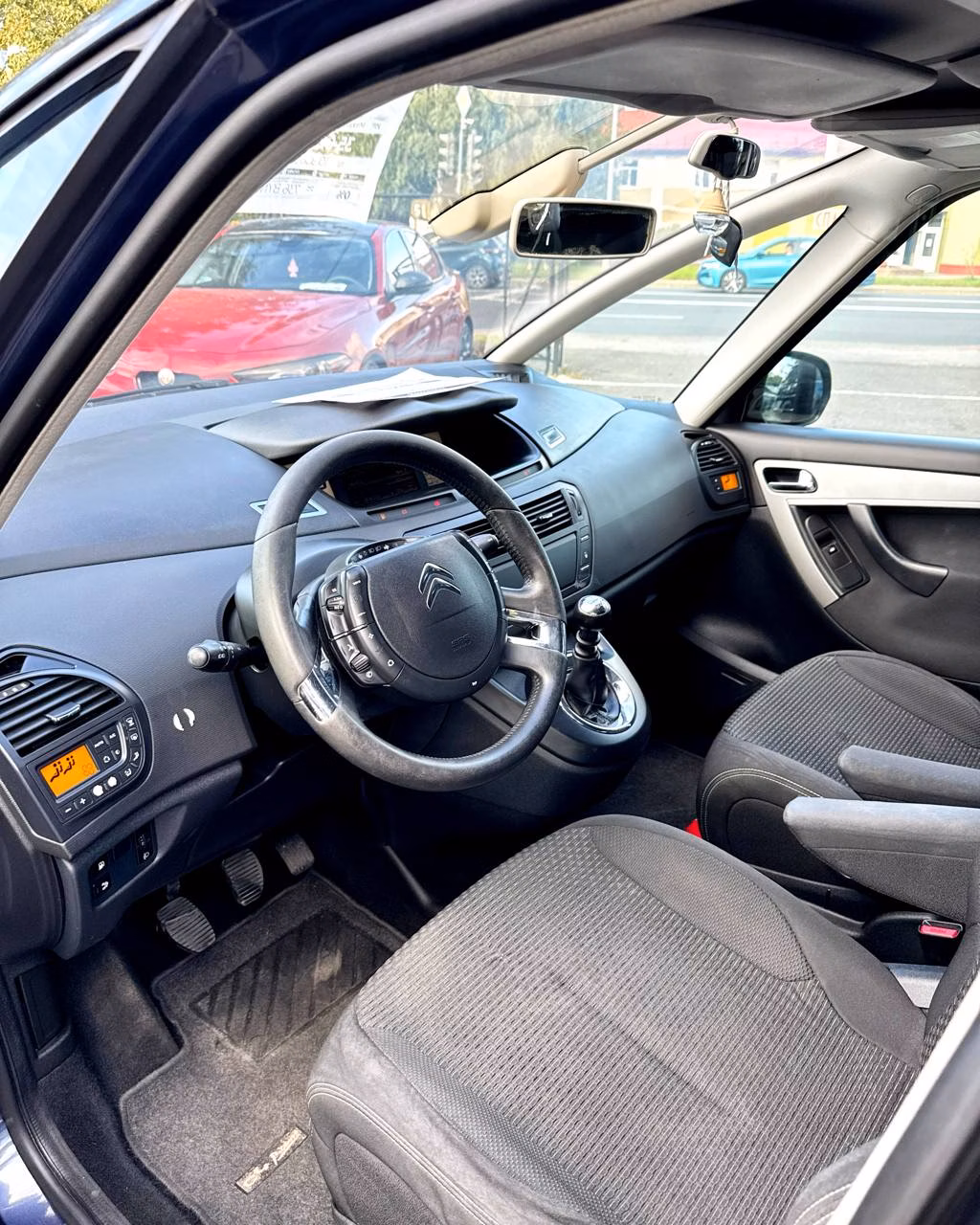 Citroen C4 Grand Picasso фото 10