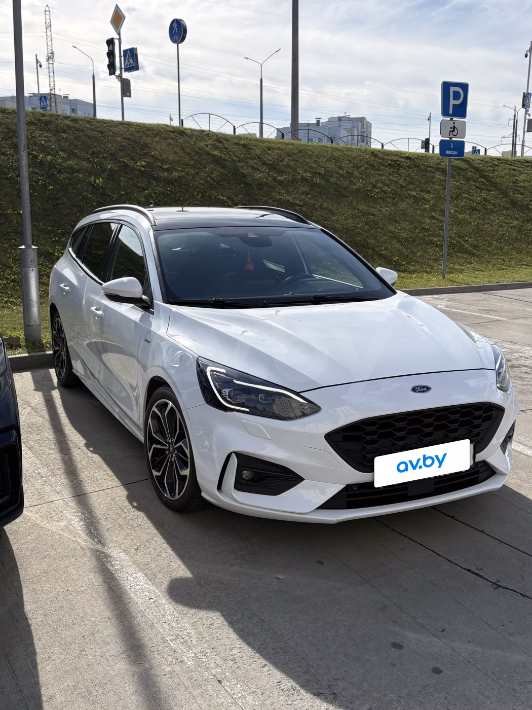 Ford Focus фото 8