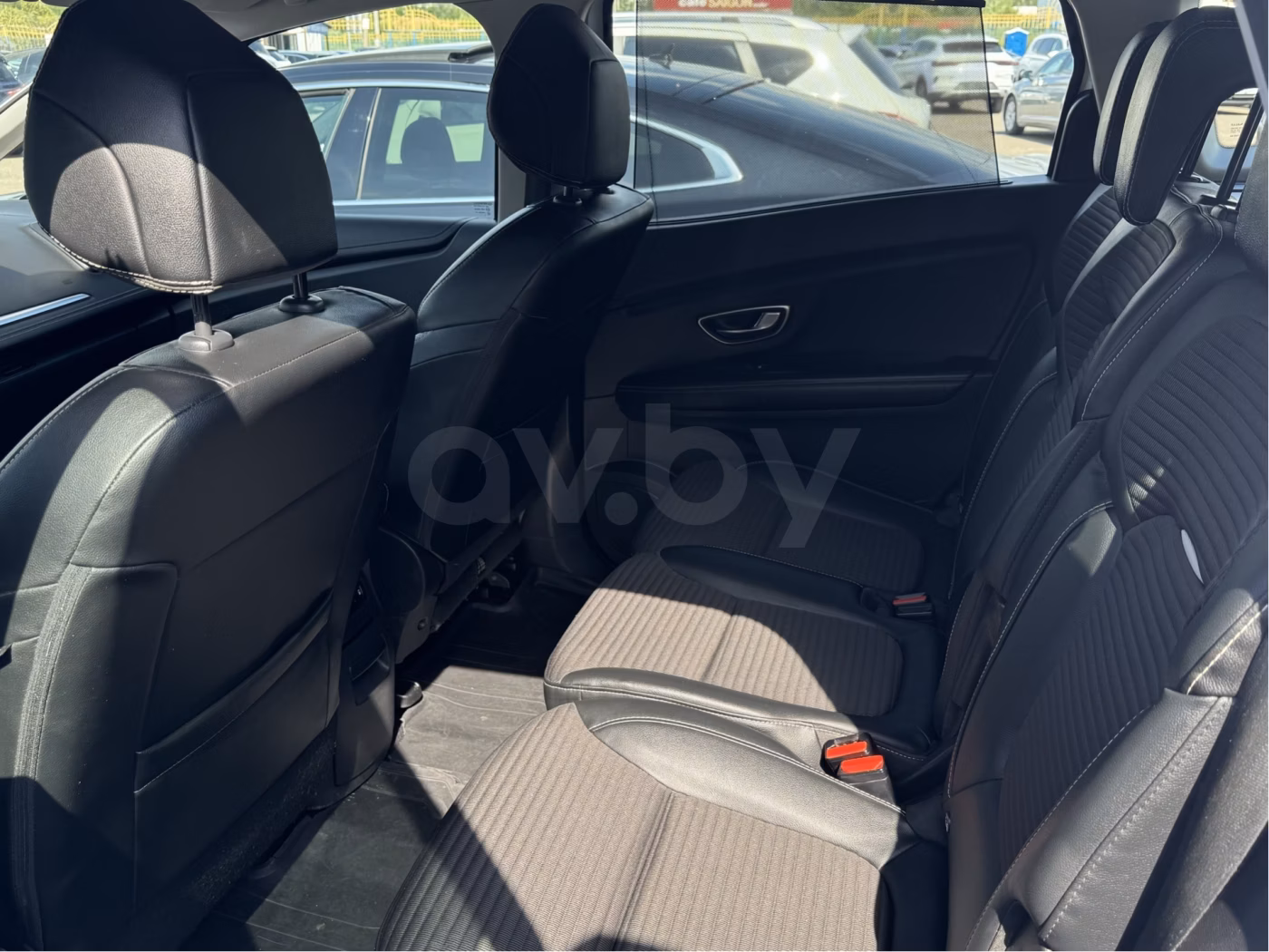 Renault Grand Scenic фото 16