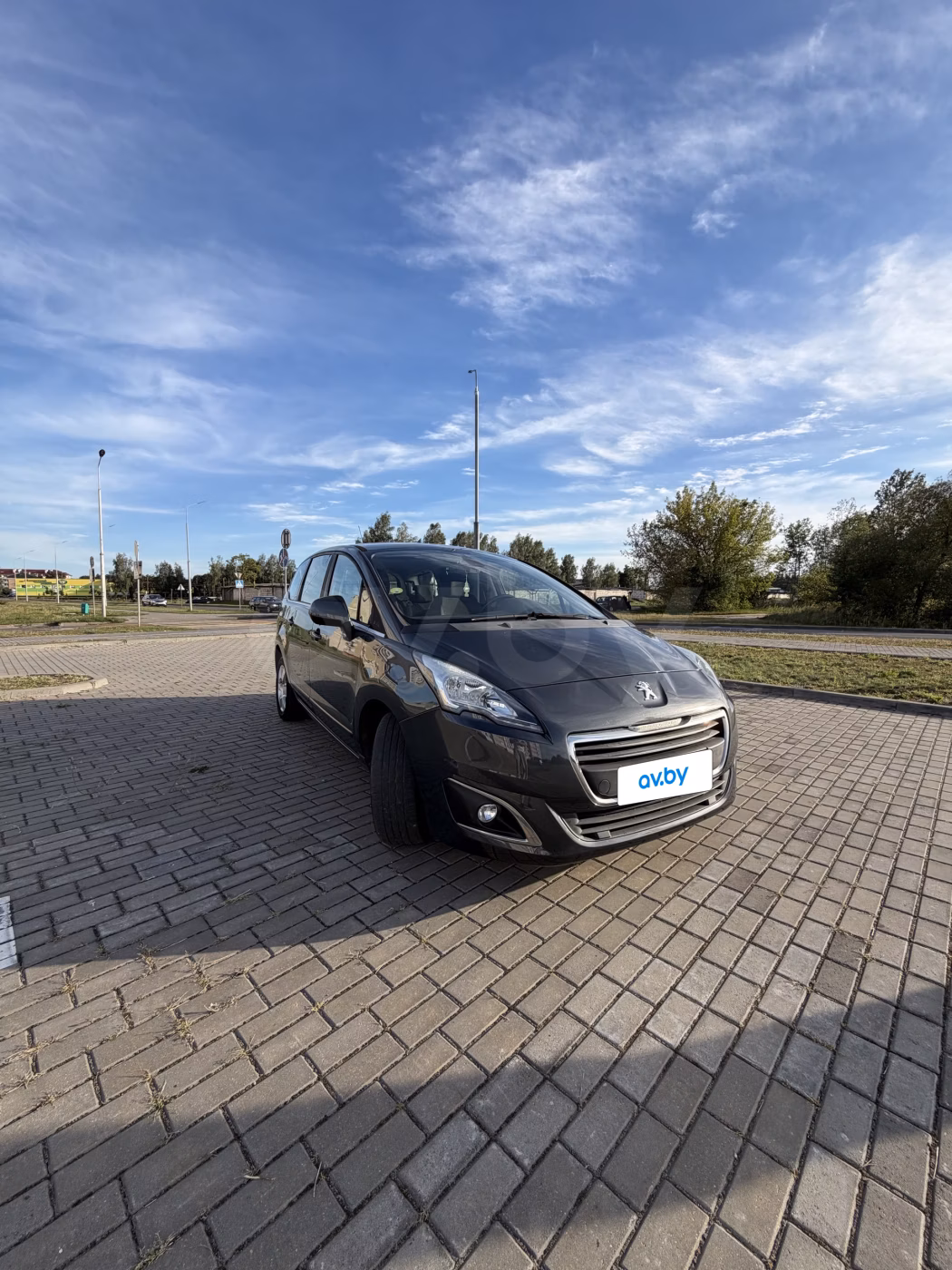 Peugeot 5008 фото 3