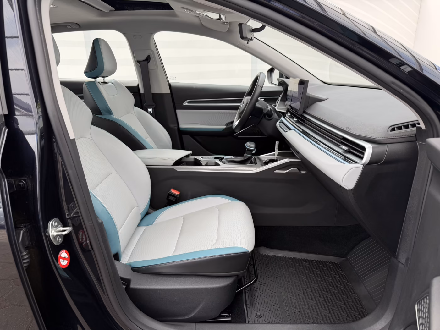 Geely Emgrand фото 7