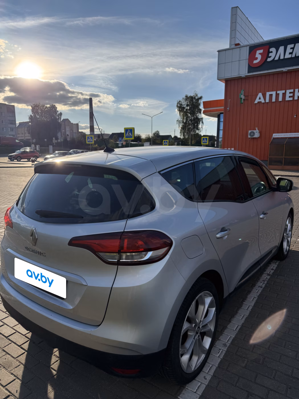 Renault Scenic фото 6