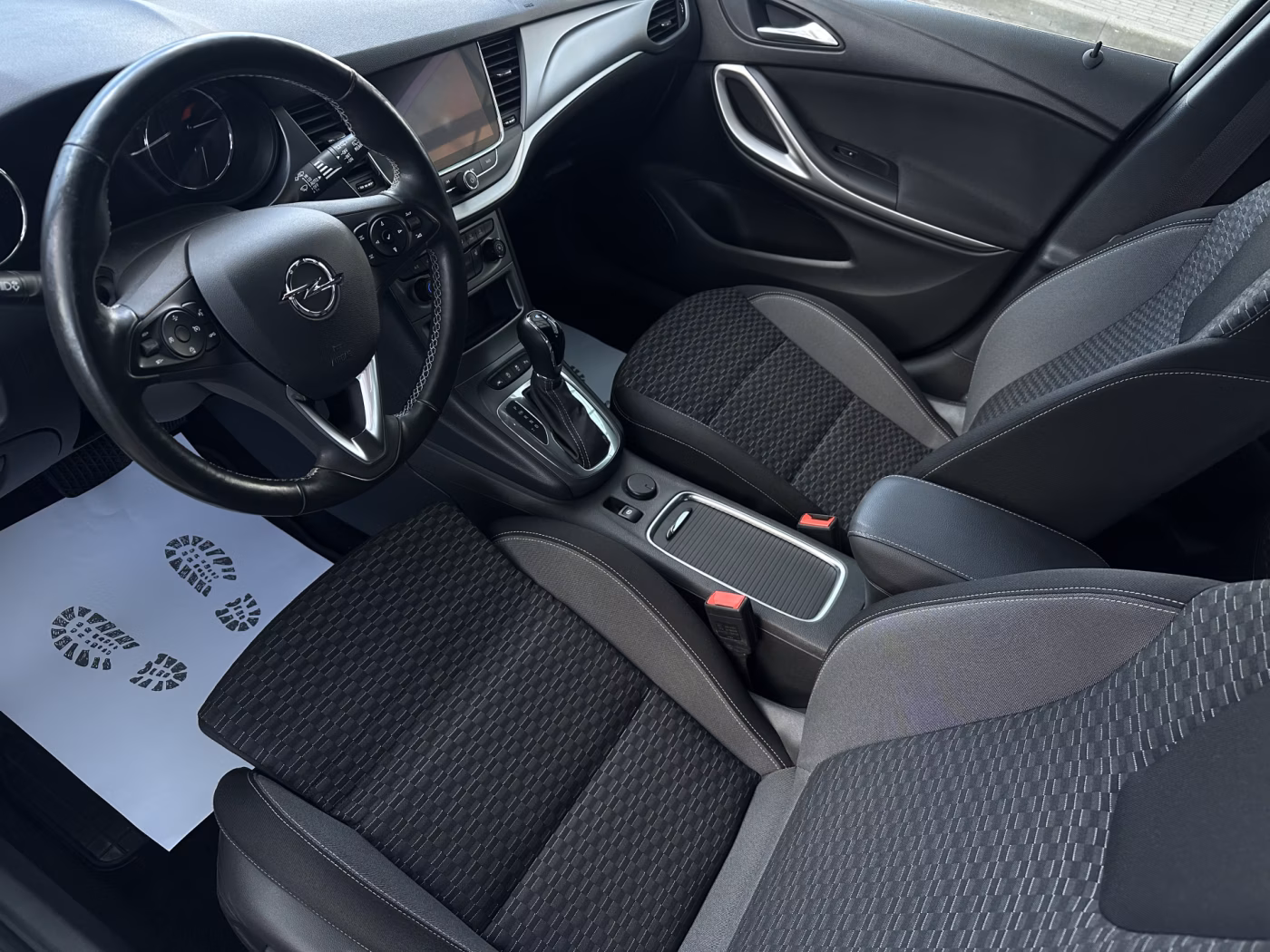 Opel Astra фото 8
