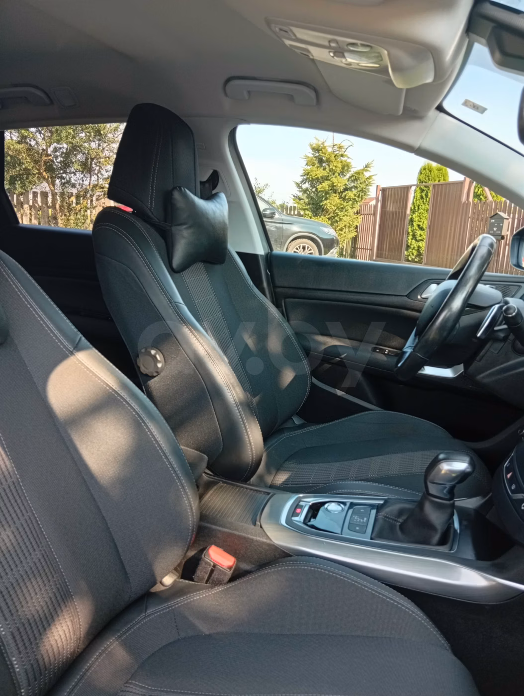 Peugeot 308 фото 12