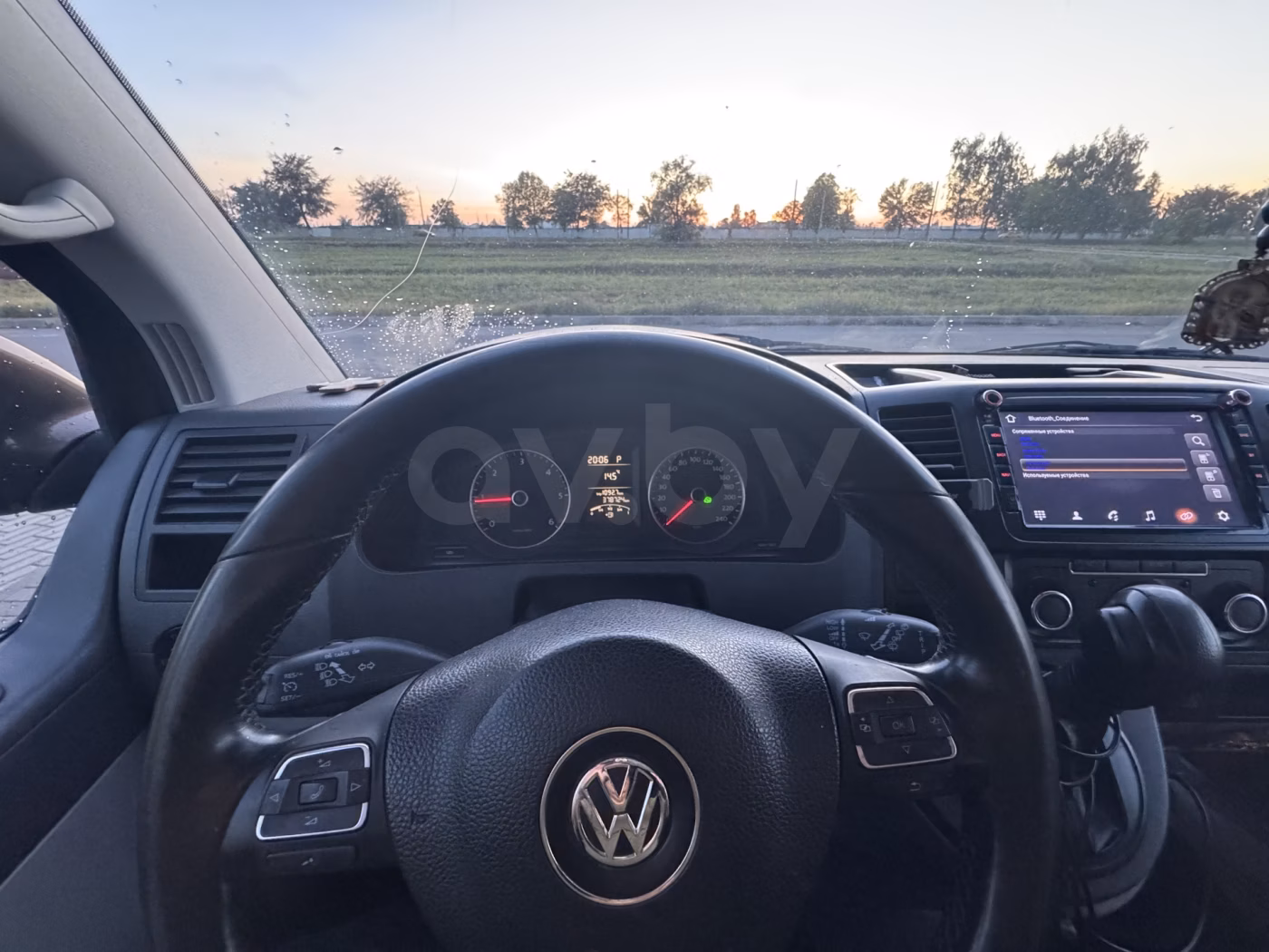 Volkswagen Caravelle фото 12