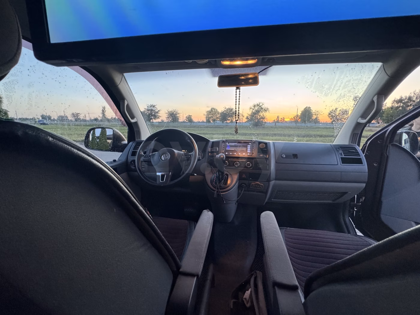 Volkswagen Caravelle фото 13